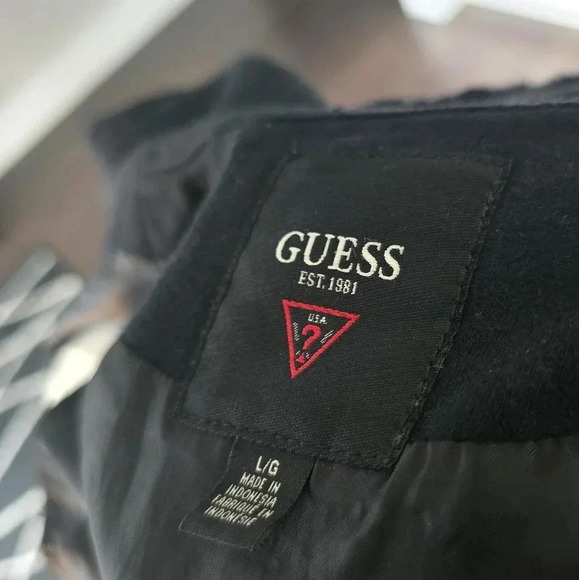 Guess Brand Black Hooded Vest - Picture 8 of 8